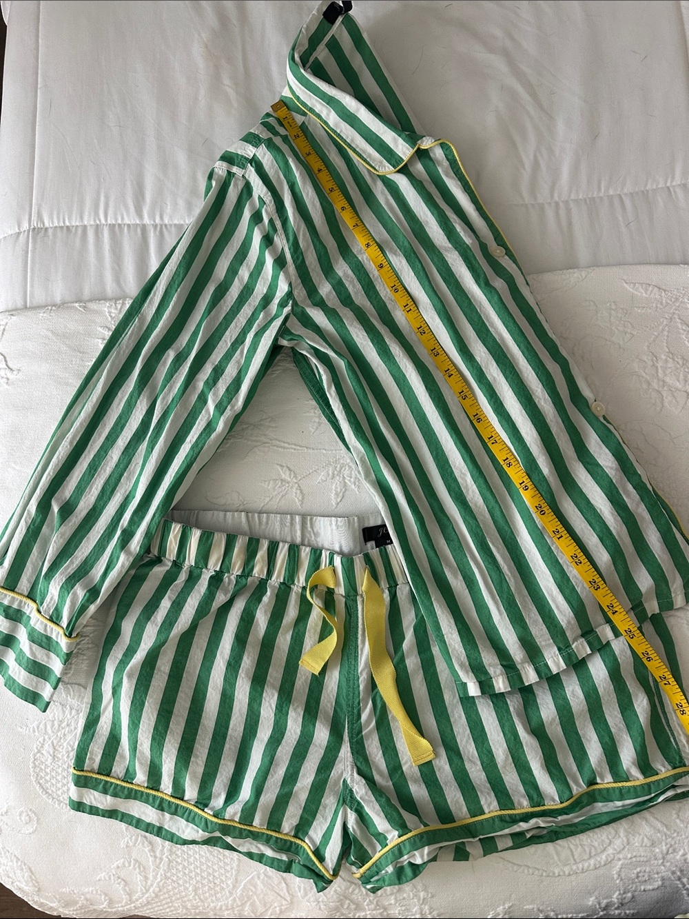 J Crew Green and White Striped Pajama Set with Yellow Trim Golf Masters Theme